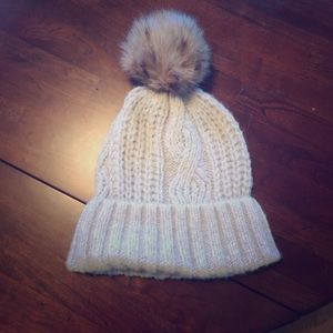 Aerie beanie